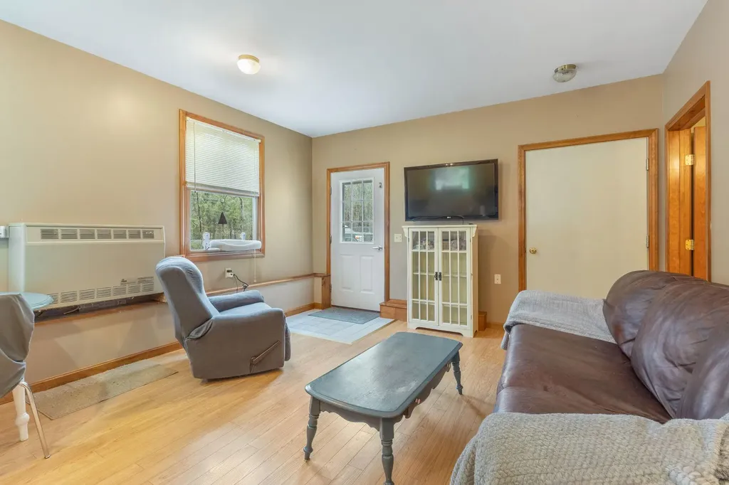 148 Spiller Hill Road Raymond ME 04071