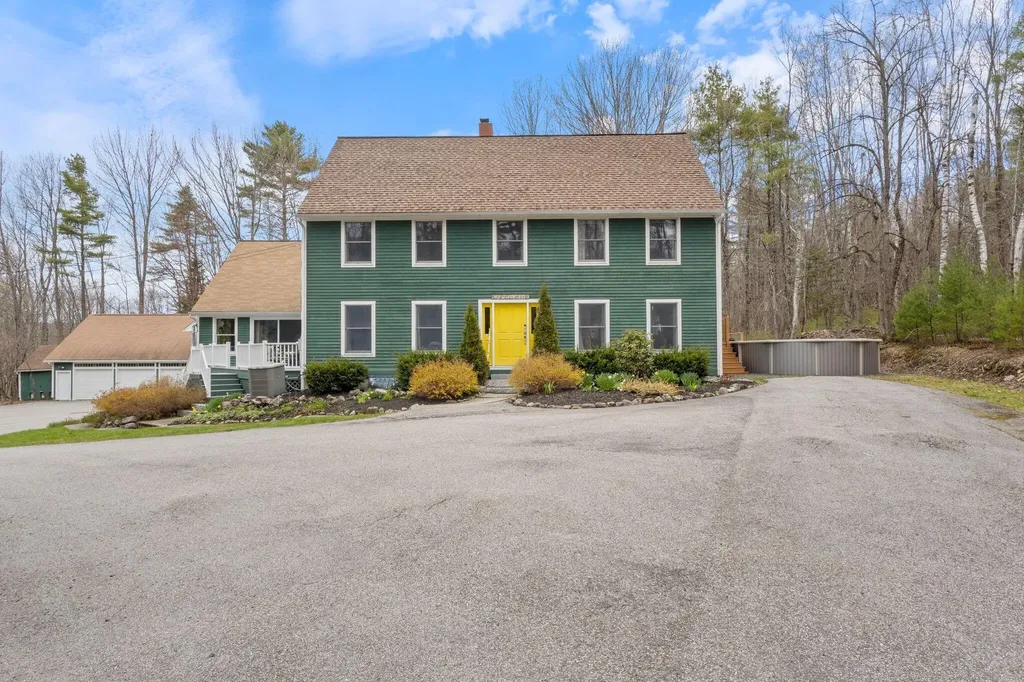 148 Spiller Hill Road Raymond ME 04071