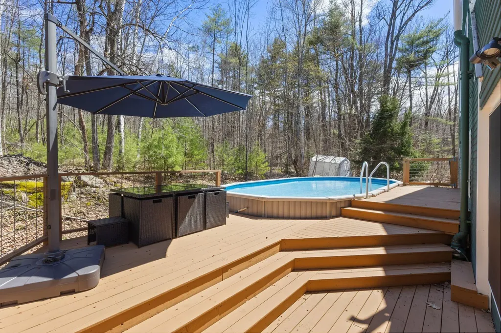 148 Spiller Hill Road Raymond ME 04071