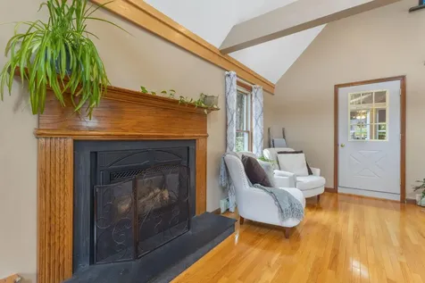 148 Spiller Hill Road Raymond ME 04071
