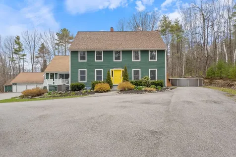 148 Spiller Hill Road Raymond ME 04071