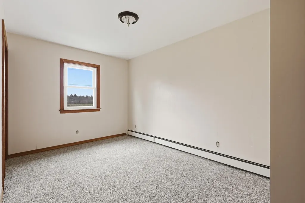 1594 Bangor Road Clinton ME 04927