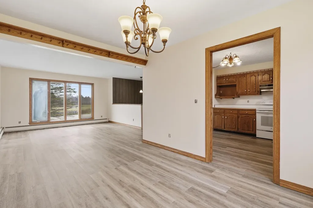 1594 Bangor Road Clinton ME 04927