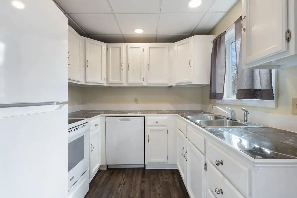 7 Garfield Street Saco ME 04072