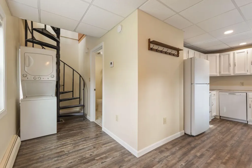 7 Garfield Street Saco ME 04072