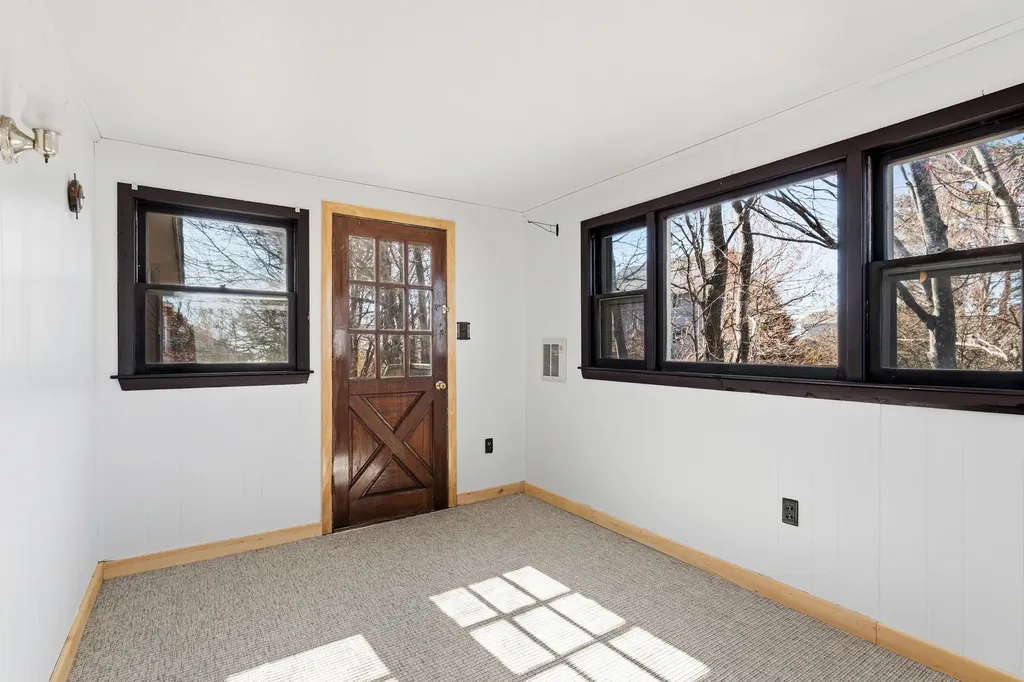 54 Shelton Avenue York ME 03909