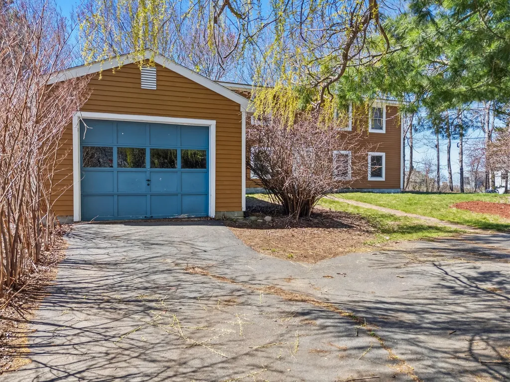 54 Shelton Avenue York ME 03909
