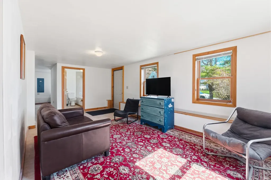 54 Shelton Avenue York ME 03909