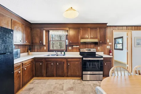 54 Shelton Avenue York ME 03909