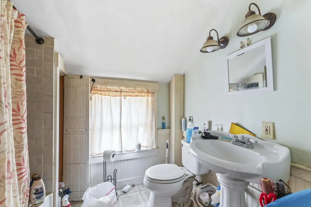 24 Park Avenue Auburn ME 04210