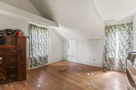 24 Park Avenue Auburn ME 04210