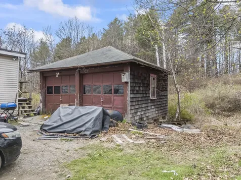 24 Park Avenue Auburn ME 04210