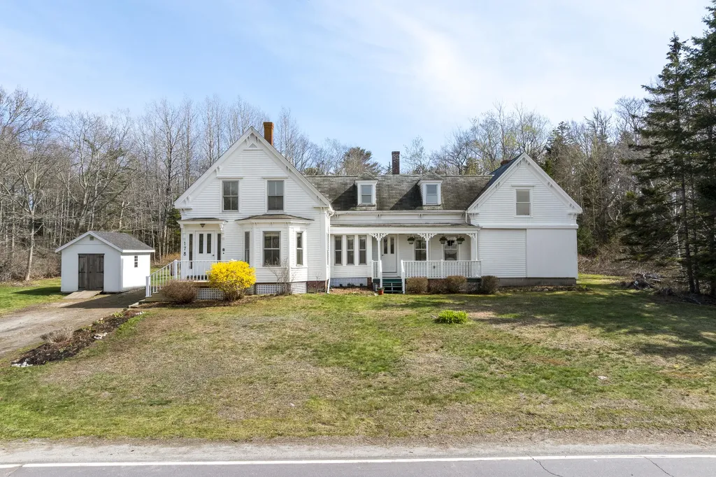 178 Huddle Road Bristol ME 04554
