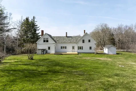 178 Huddle Road Bristol ME 04554