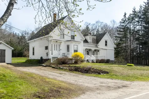 178 Huddle Road Bristol ME 04554