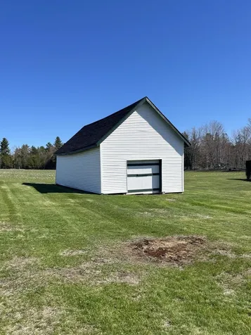 428 Mullen Road Newport ME 04953