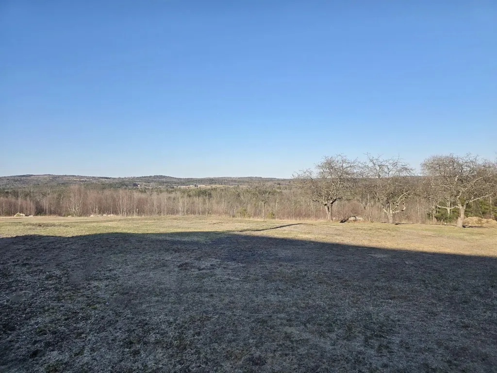 108 Maple Lane Poland ME 04274