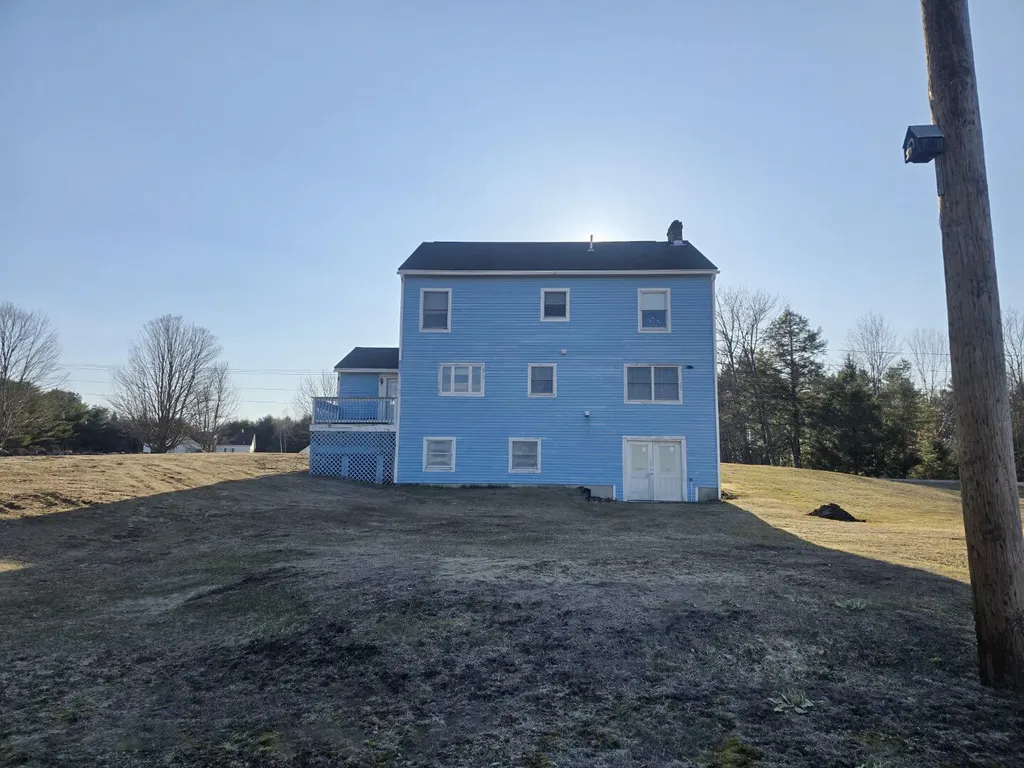 108 Maple Lane Poland ME 04274