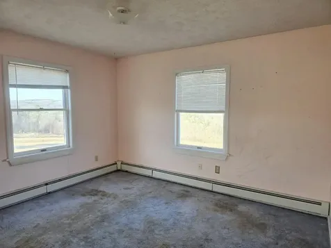108 Maple Lane Poland ME 04274