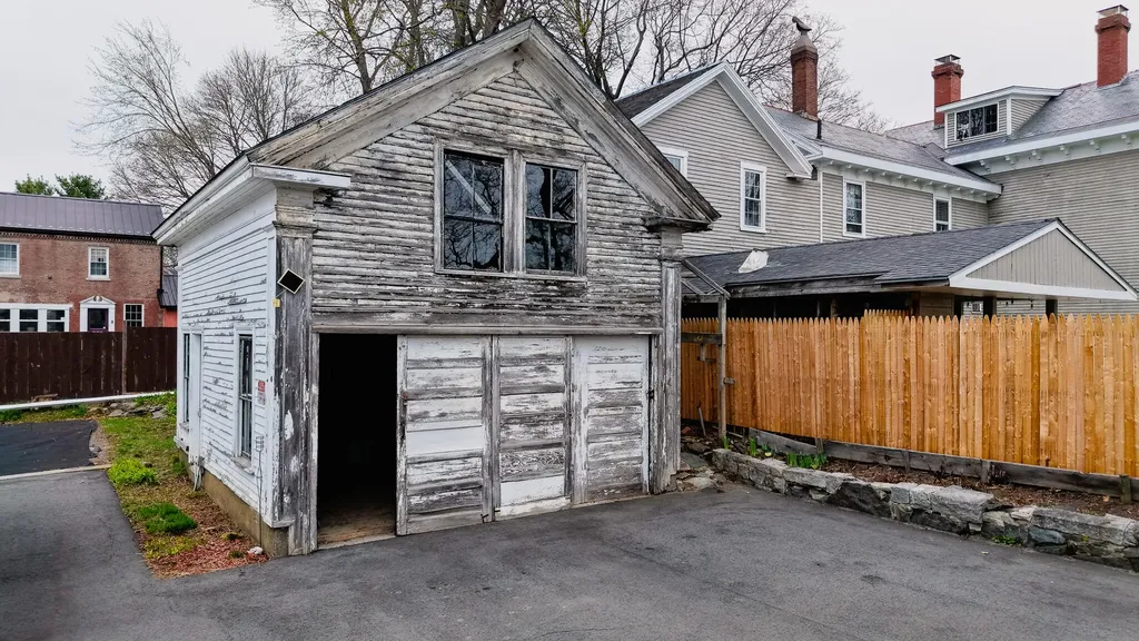 115 Essex Street Bangor ME 04401