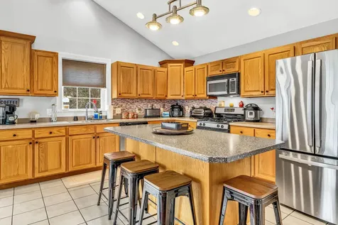 19 Deer Pond Lane Bangor ME 04401