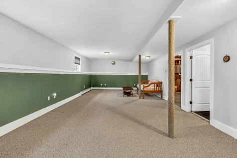 19 Deer Pond Lane Bangor ME 04401