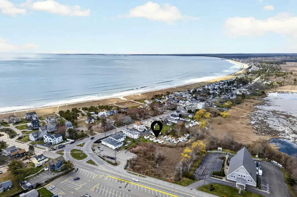9 E Grand Avenue Scarborough ME 04074
