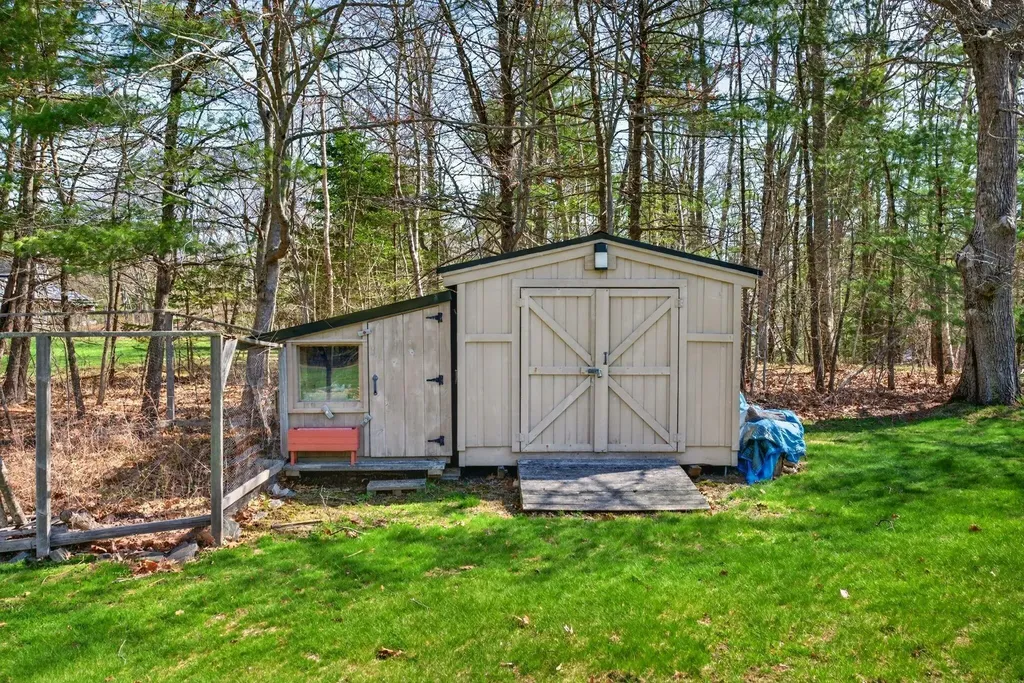 257 Coombs Road Brunswick ME 04011