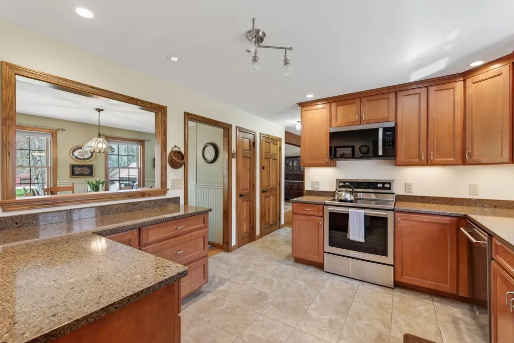257 Coombs Road Brunswick ME 04011