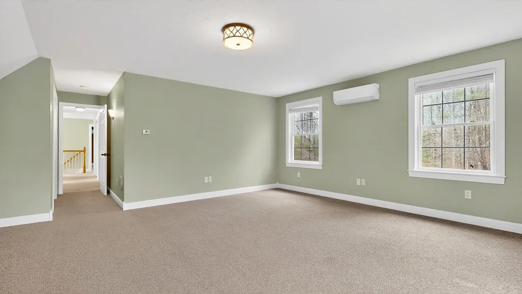 8 Landmark Road Scarborough ME 04074