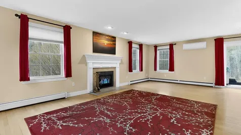 8 Landmark Road Scarborough ME 04074
