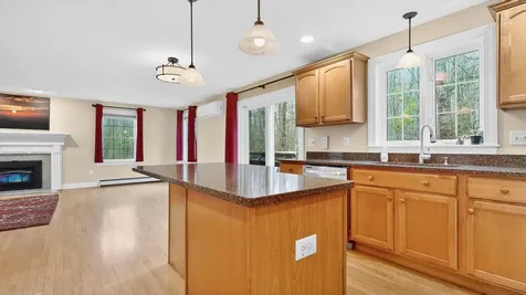 8 Landmark Road Scarborough ME 04074