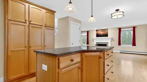 8 Landmark Road Scarborough ME 04074
