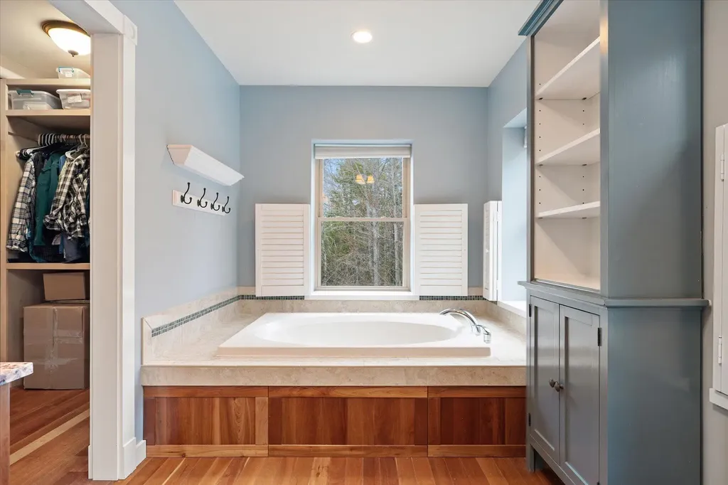 30 Balsam Drive Holden ME 04429