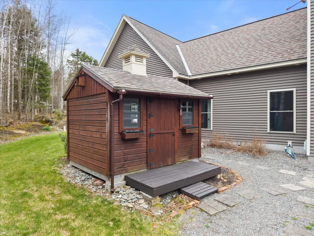 30 Balsam Drive Holden ME 04429