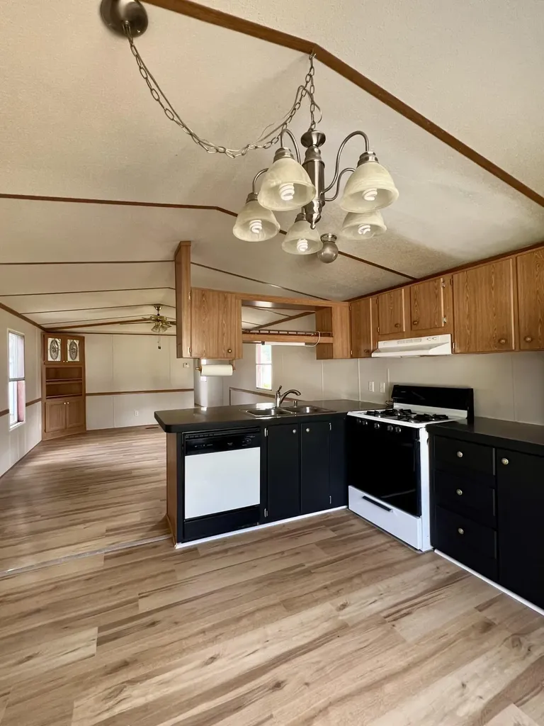 21 Holiday Lane Standish ME 04084