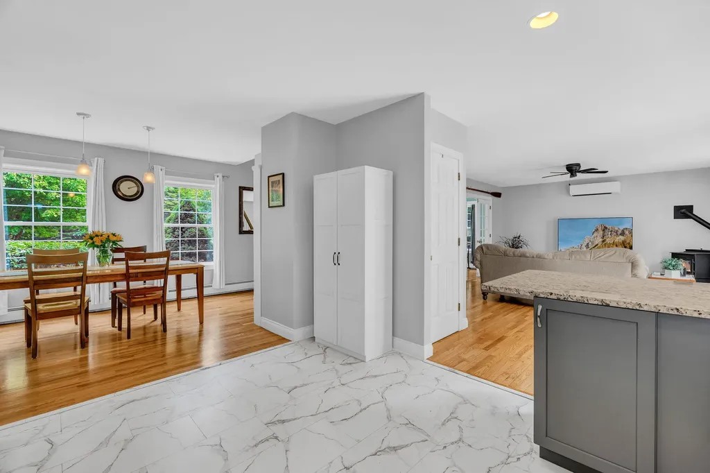 68 Adams Way Freeport ME 04032