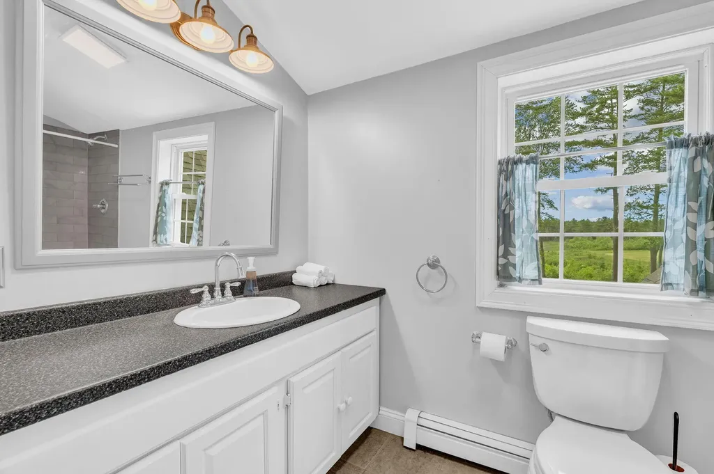 68 Adams Way Freeport ME 04032