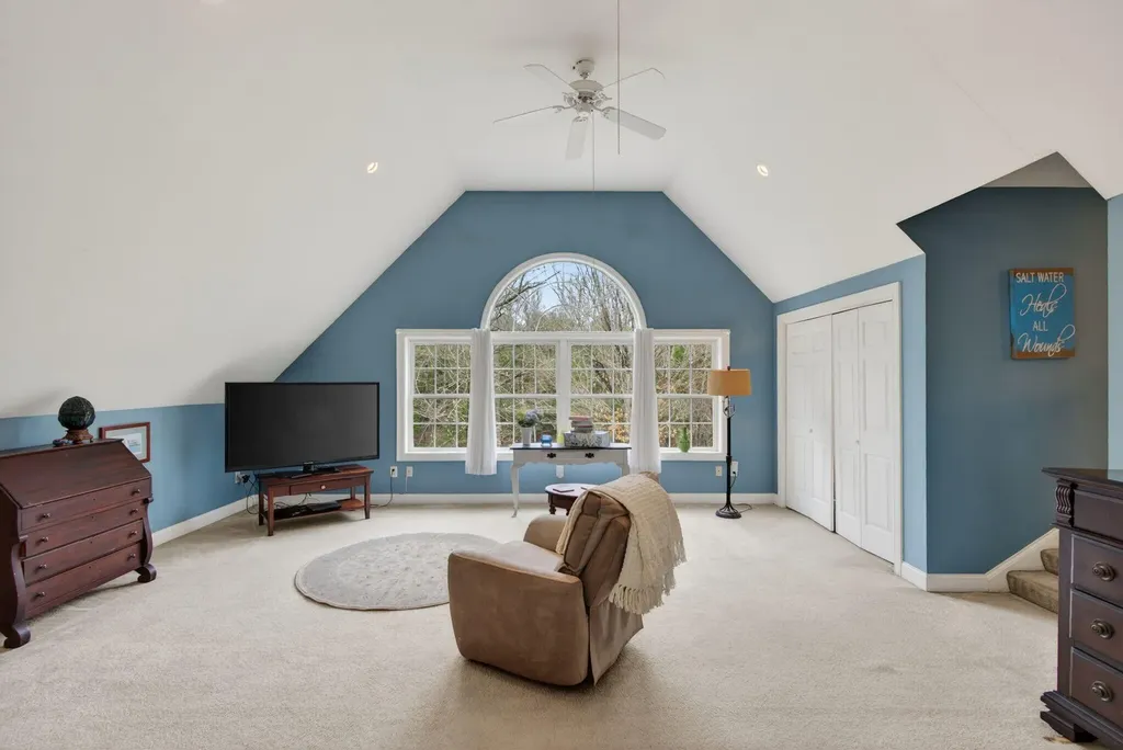 68 Adams Way Freeport ME 04032