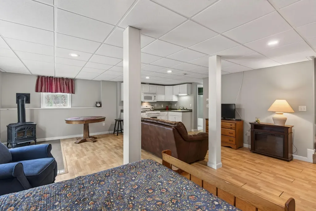 68 Adams Way Freeport ME 04032