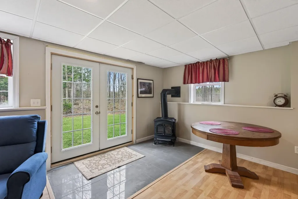 68 Adams Way Freeport ME 04032