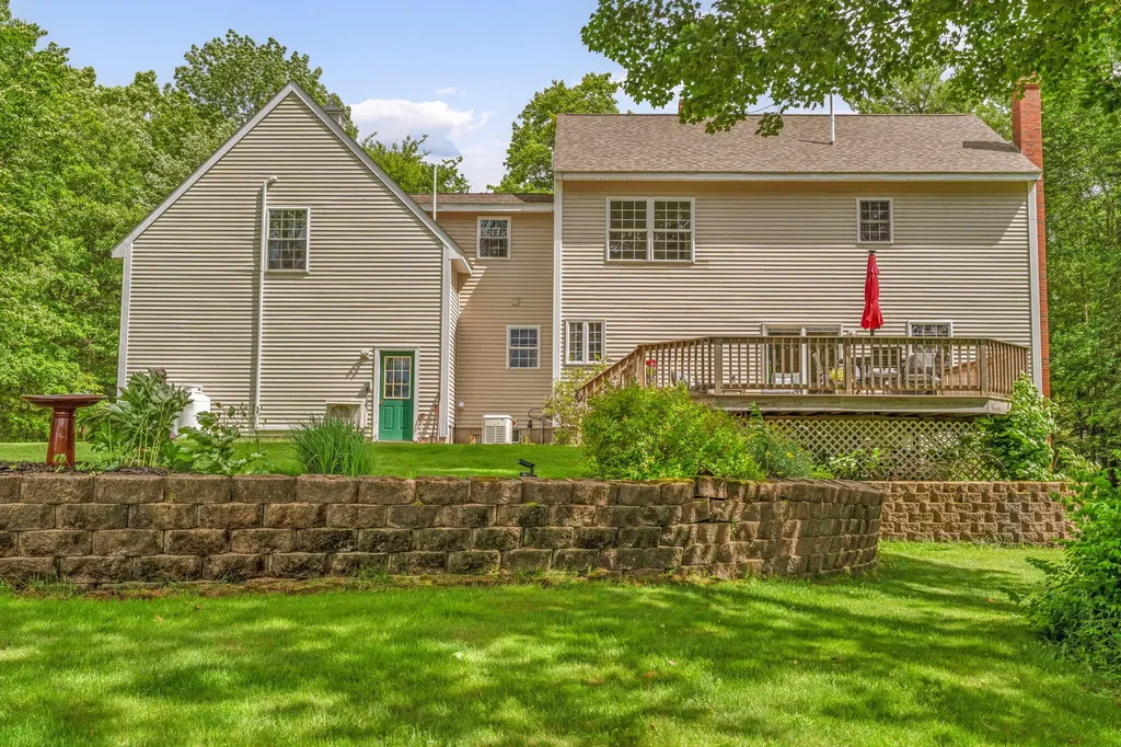68 Adams Way Freeport ME 04032
