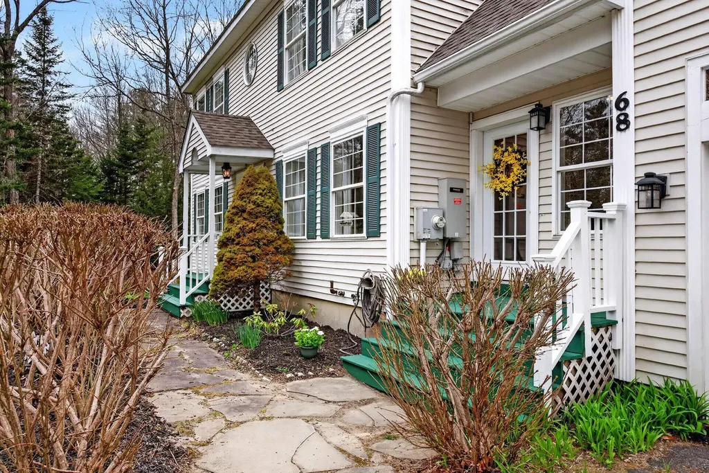 68 Adams Way Freeport ME 04032