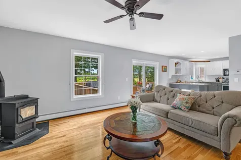 68 Adams Way Freeport ME 04032
