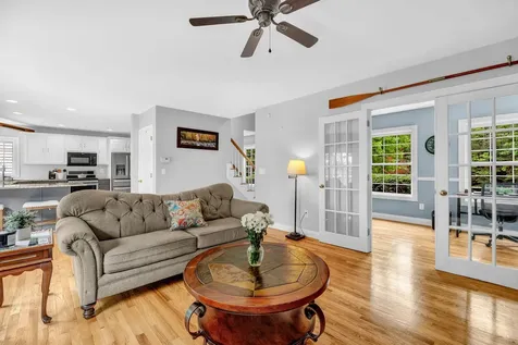 68 Adams Way Freeport ME 04032