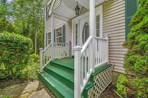 68 Adams Way Freeport ME 04032