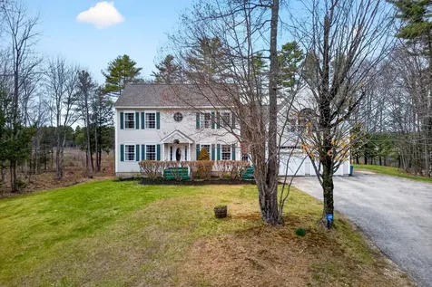 68 Adams Way Freeport ME 04032