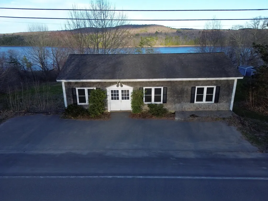 Winterport ME 04496