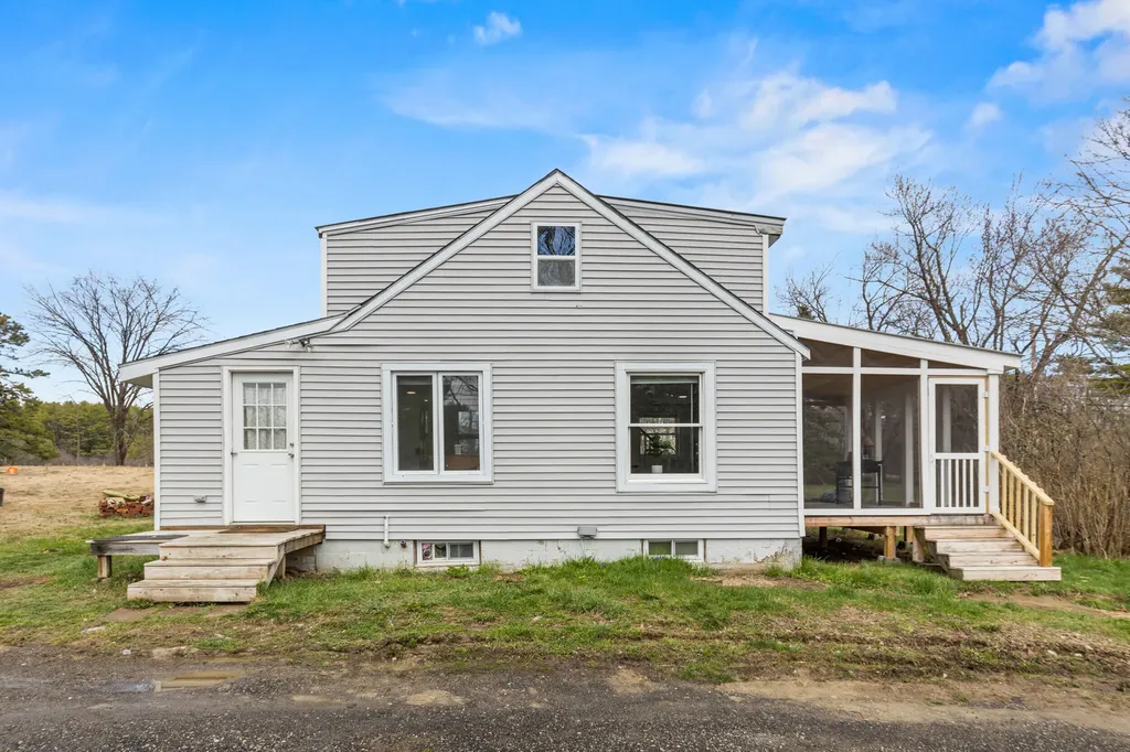 1 Straw Road Gorham ME 04038