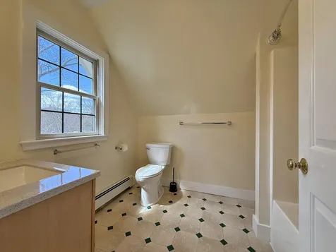 11 Overlook Road Lincolnville ME 04849